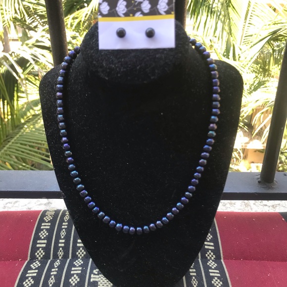 The Beautiful Black Pieces - Picture 3 of 13